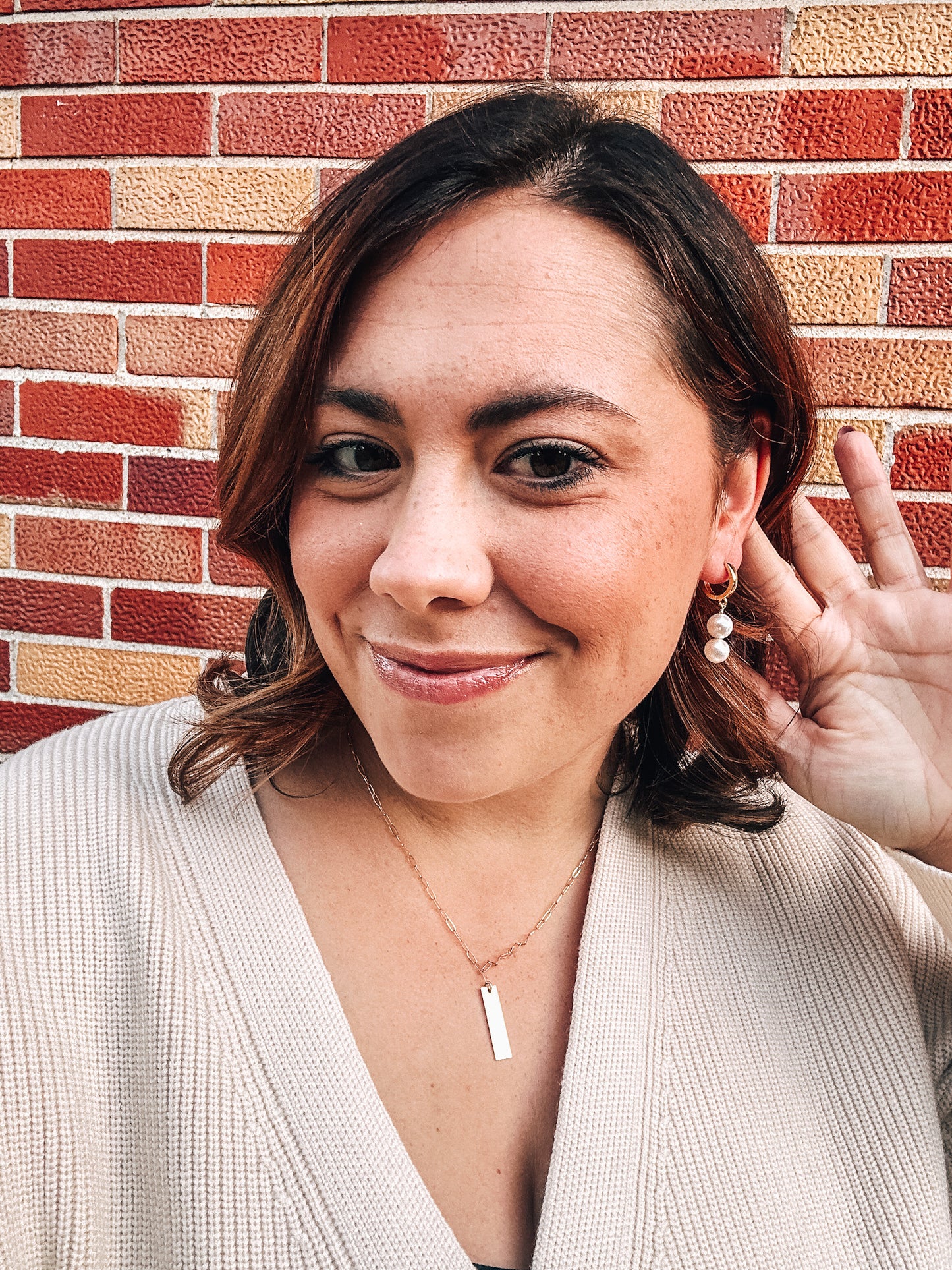 Pearl Huggie Earrings | Dainty Earrings | Wedding | Bridal Earrings | 18kt plated gold | Hypoallergenic | Pearl Earring | Romantic | Bride