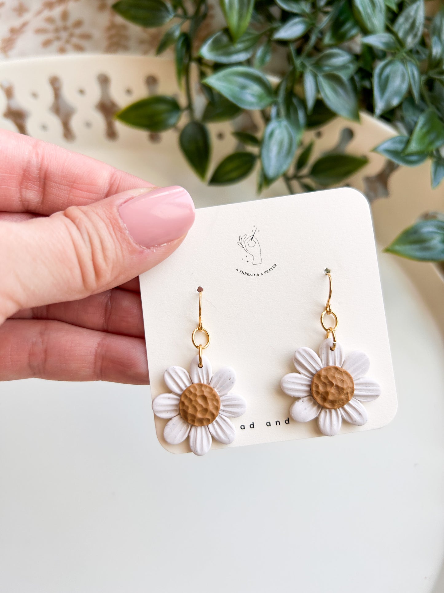 Daisy Delight Clay Blossoms: Handmade Spring Earrings