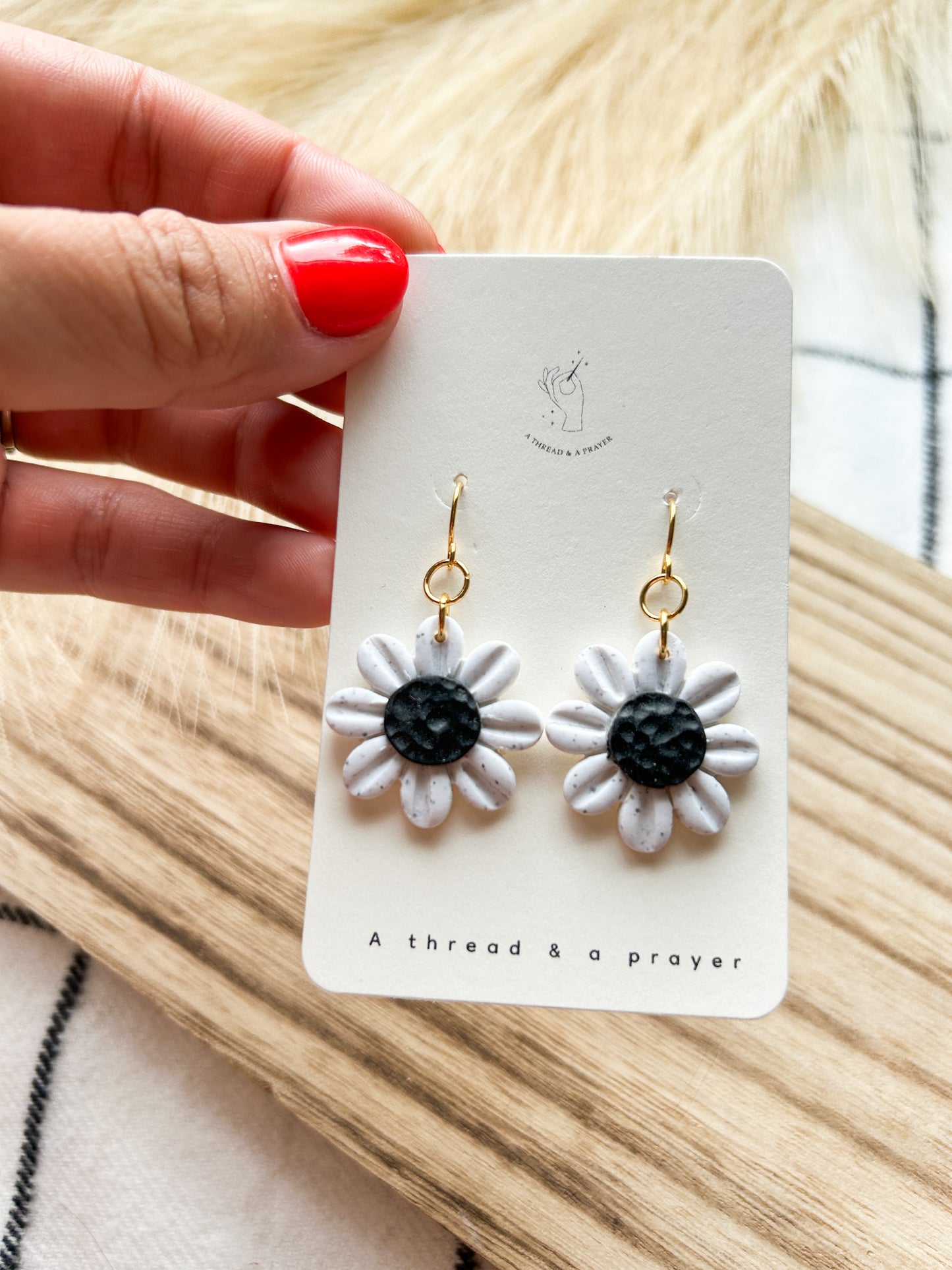 Neutral Daisy Fun Clay Blossoms: Handmade Spring Earrings