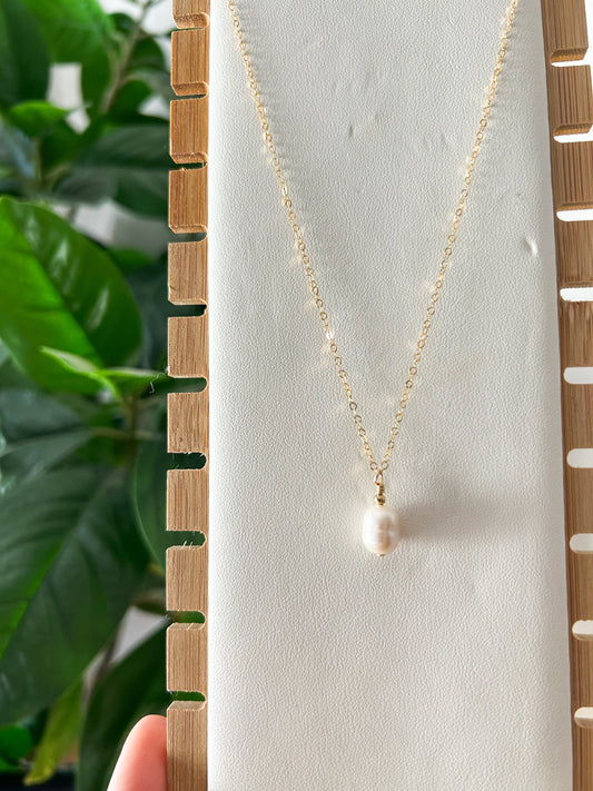 Romantic and Simple Pearl Necklaces | Freshwater Pearls |  Gold Fill Necklace | 18 or 20 Inch Chain