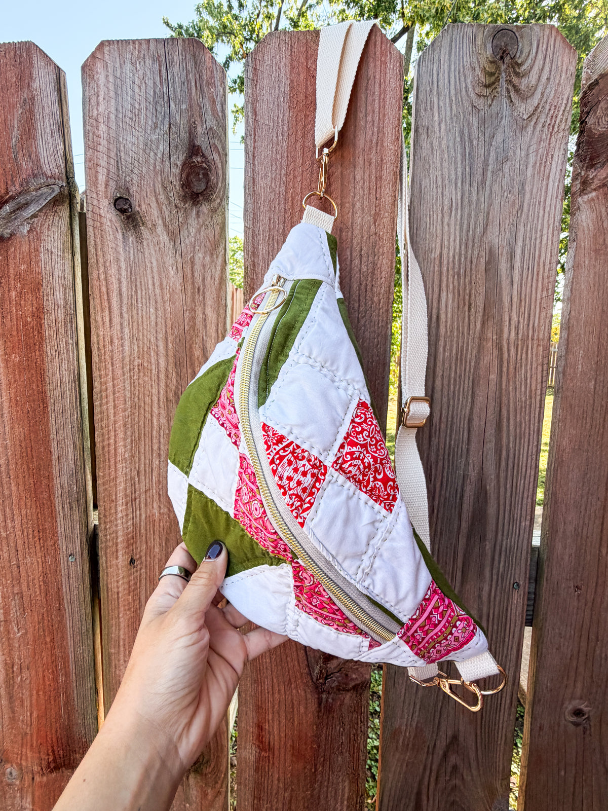 Vintage Quilt Crossbody Bag Styles 5 | Autumn Quilts | Upcycled Accessories | Fanny Pack | Adjustable Straps