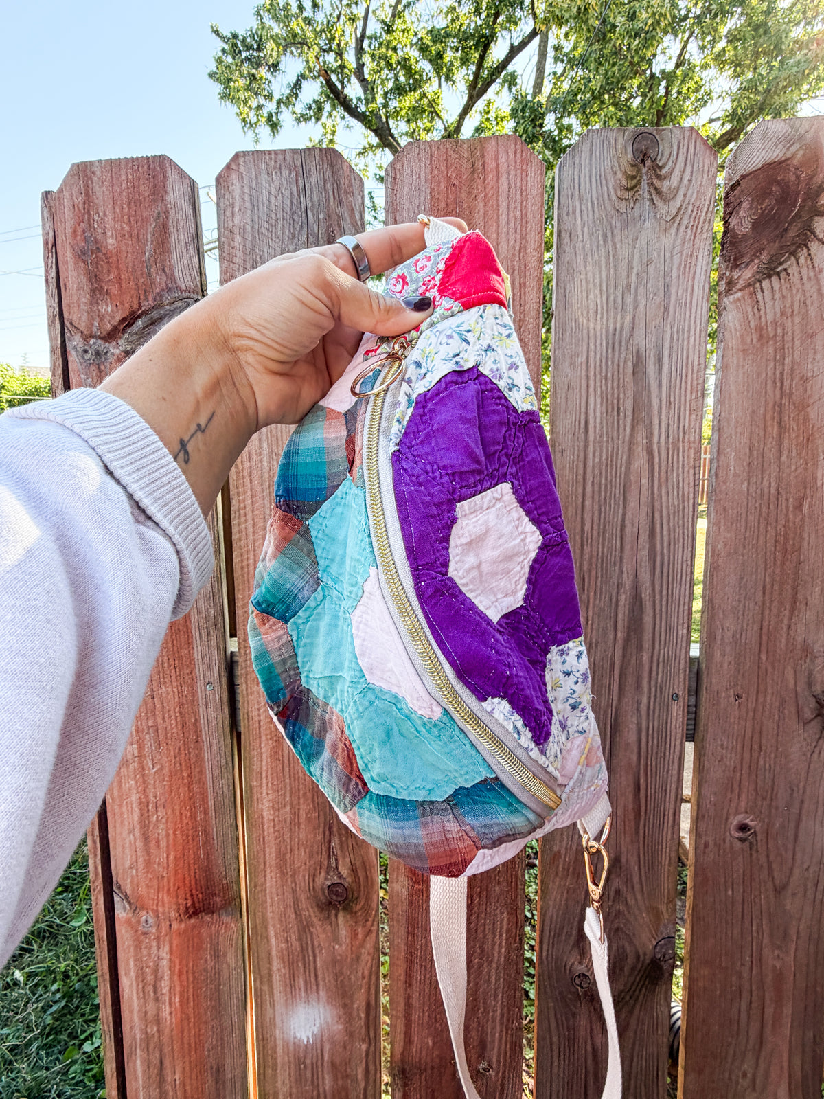 Vintage Quilt Crossbody Bag Styles 5 | Autumn Quilts | Upcycled Accessories | Fanny Pack | Adjustable Straps