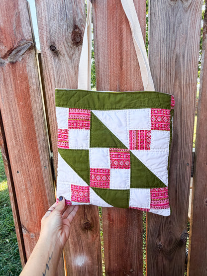 Cute Vintage Tote Bags  | Older Quilts | Upcycled Accessories | Vintage Fabric | Floral Vibes