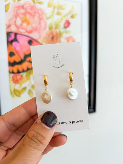 Fall Classic Pearl Earrings | Coin and chunky pearls