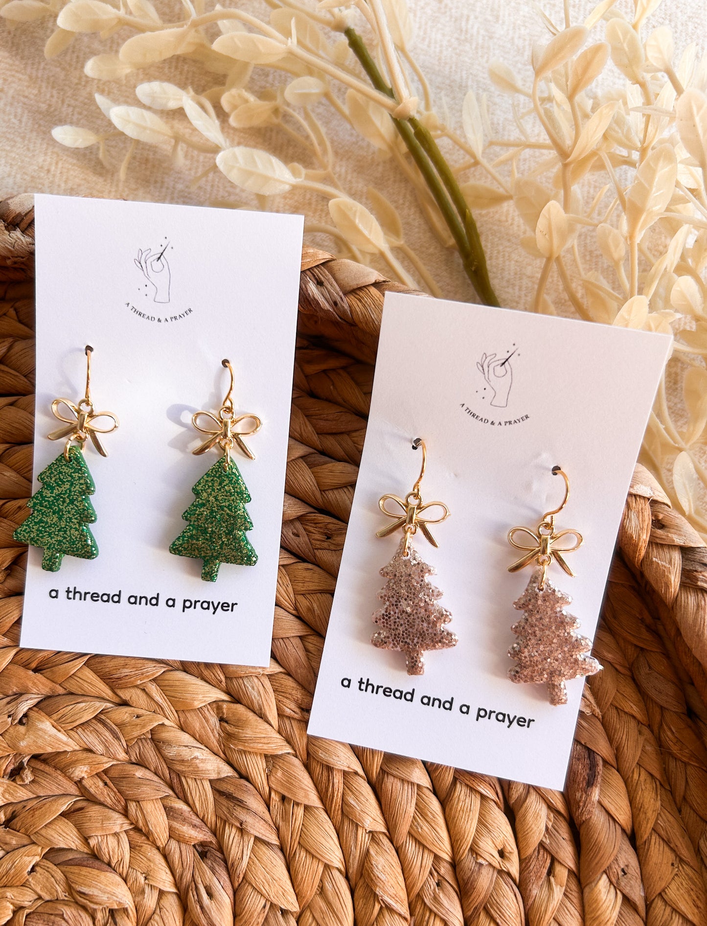 Sparkle Christmas Trees with Bow | Christmas Style | Holidays | Christmas Gifts | Stocking Stuffers
