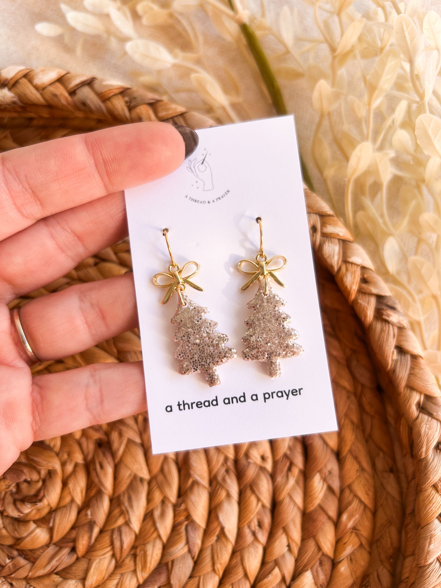 Sparkle Christmas Trees with Bow | Christmas Style | Holidays | Christmas Gifts | Stocking Stuffers