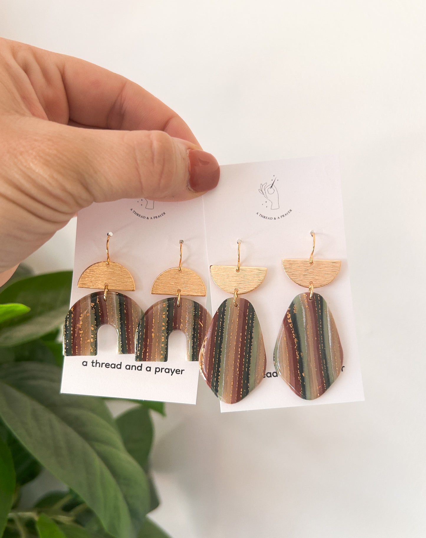 Cool Tone Gold Striped Earrings | Winter Trend | Clay Earrings | Autumn Styles