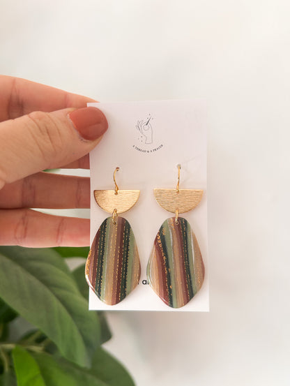 Cool Tone Gold Striped Earrings | Winter Trend | Clay Earrings | Autumn Styles