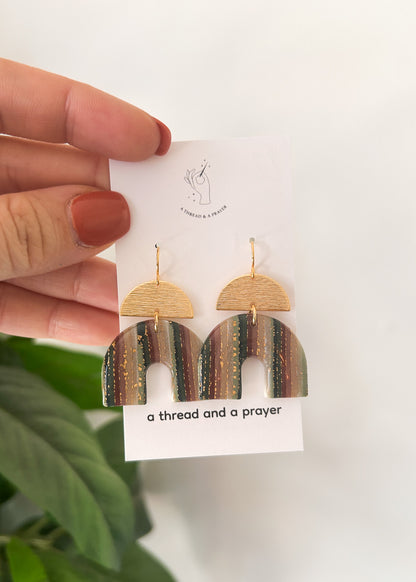 Cool Tone Gold Striped Earrings | Winter Trend | Clay Earrings | Autumn Styles