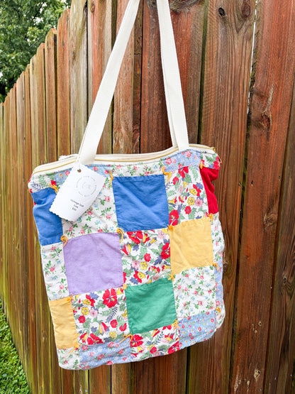 Vintage Zipper Tote Bags  | Older Quilts | Upcycled Accessories | Vintage Fabric | Fall Tote Bag
