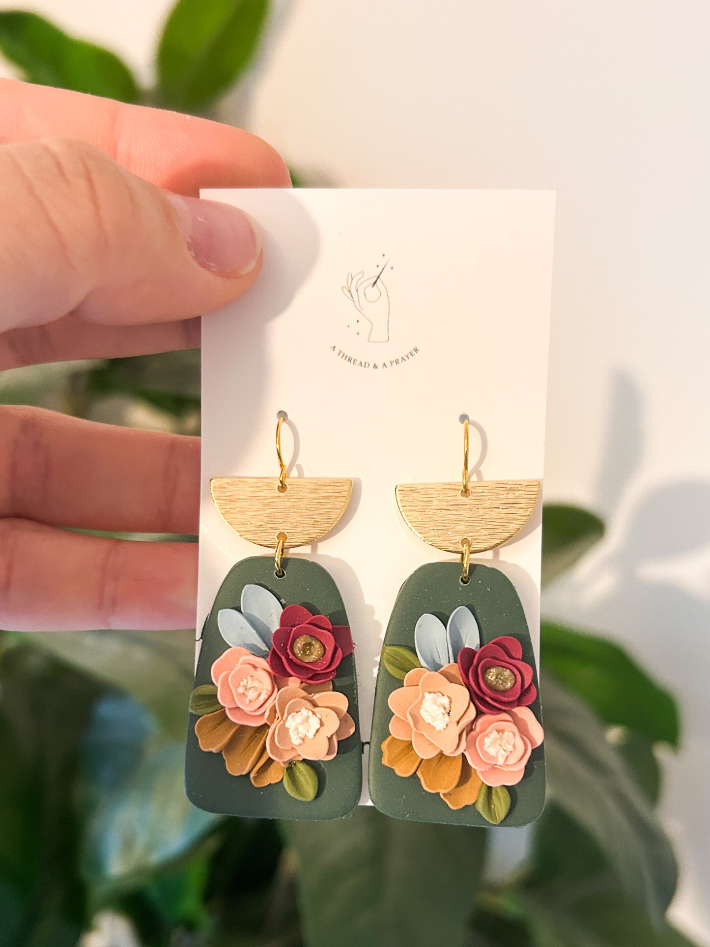 Dark Green Winter Florals | Vintage Style | Flower Earrings