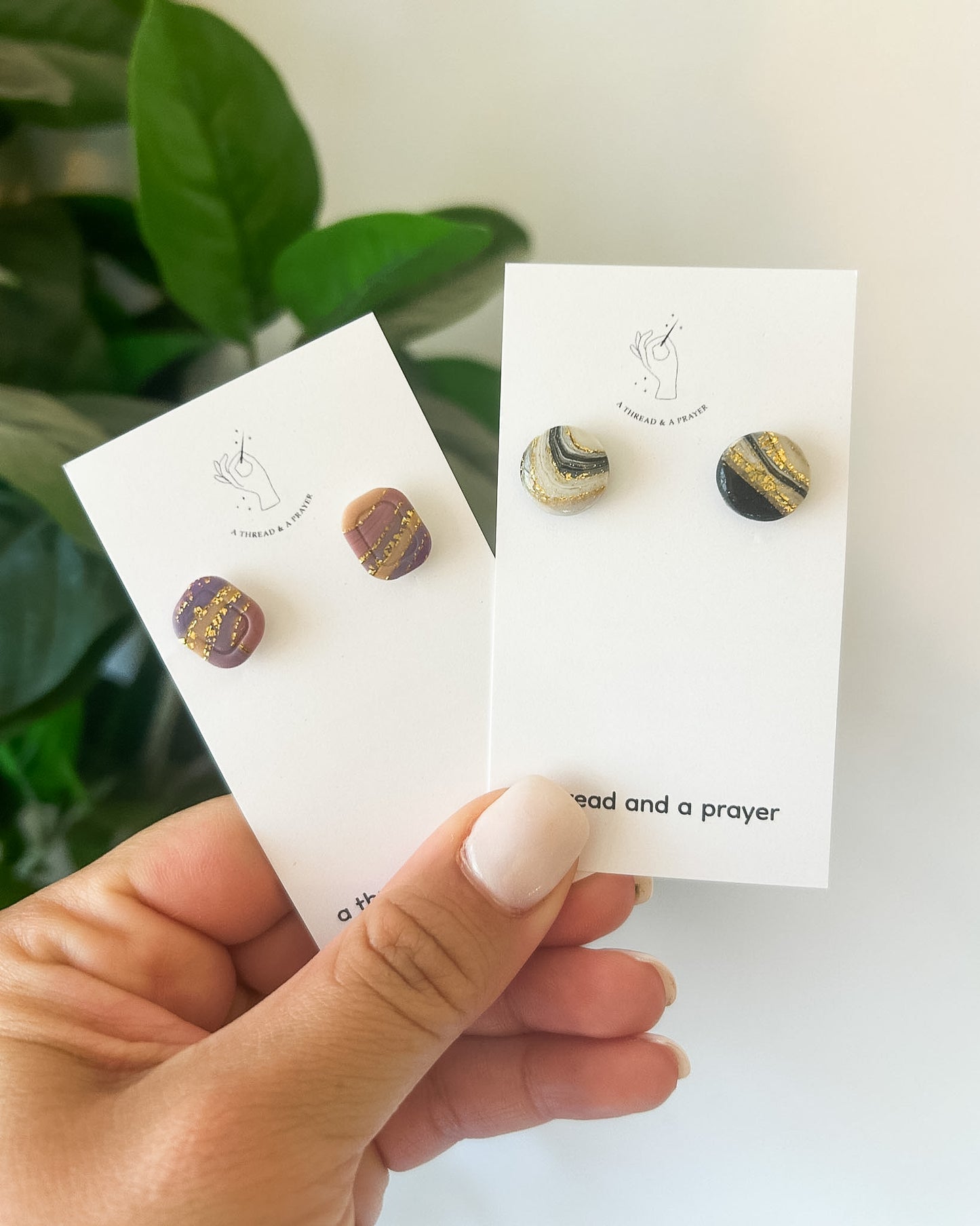 Marble Style Clay Small Studs