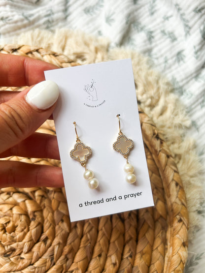 Elegant Pearls Summer Earrings
