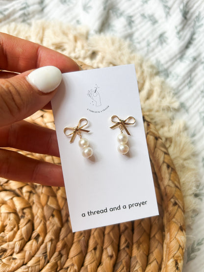 Elegant Pearls Summer Earrings