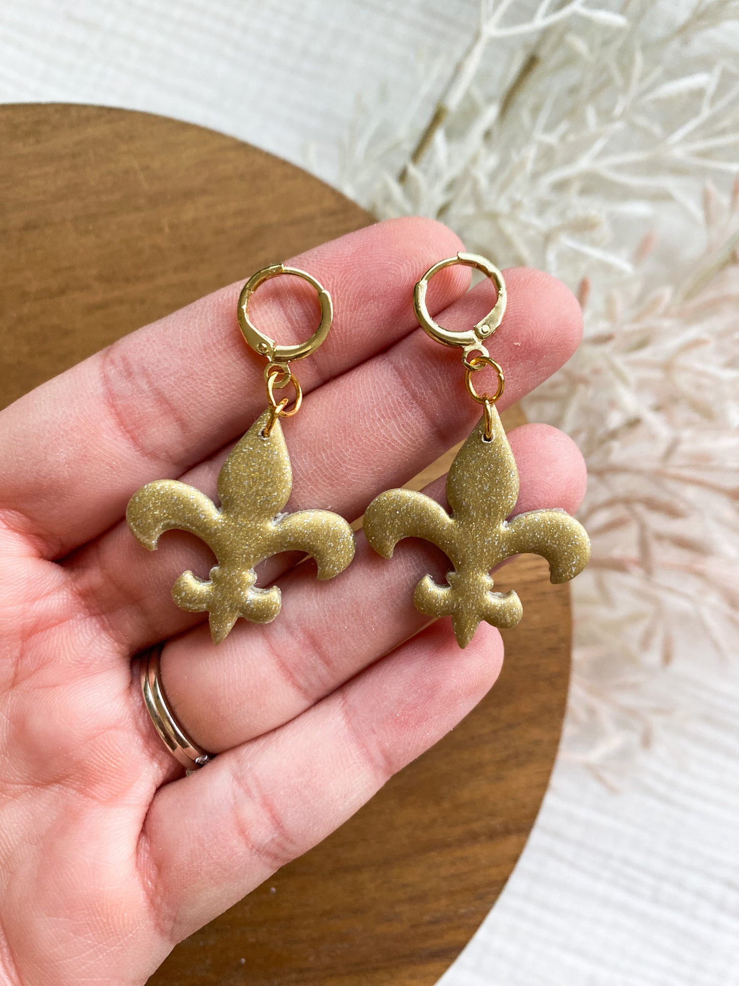 Mardi Gras Fleur de Lis Earrings | Mardi Party | St. Louis Mardi Gras | Mardi Gras | Lightweight Earrings